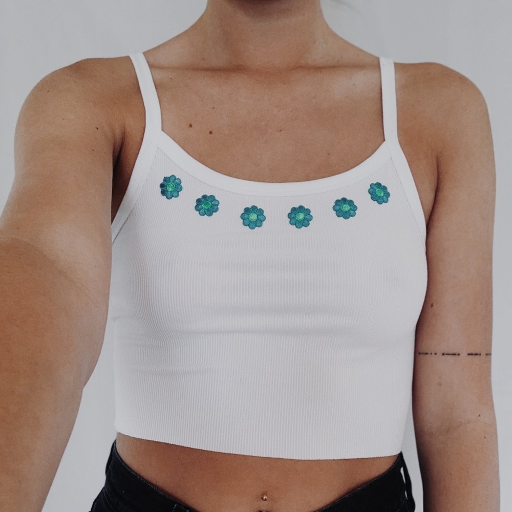 Ditsy floral crop tank